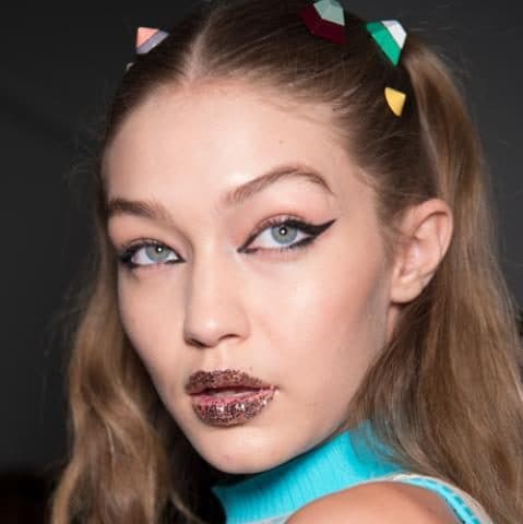 2017-s-biggest-beauty-trends-showcased-at-nyfw